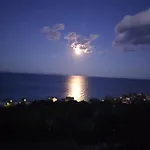 Naiad Sea View Apartament *
