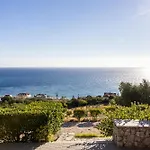 Naiad Sea View * Poros (Kefalonia)